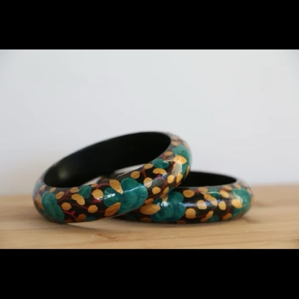 Vintage Paper Mâche Bracelet✨